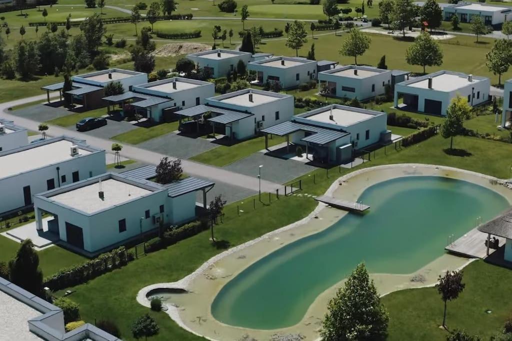 Luxus Appartement Am Golfplatz Und Therme Lutzmannsburg Zsira Εξωτερικό φωτογραφία